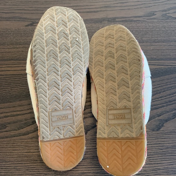 Toms slides - Picture 2 of 3
